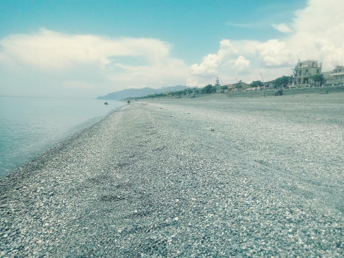 Centrocitta Beach Roccalumera Exterior photo