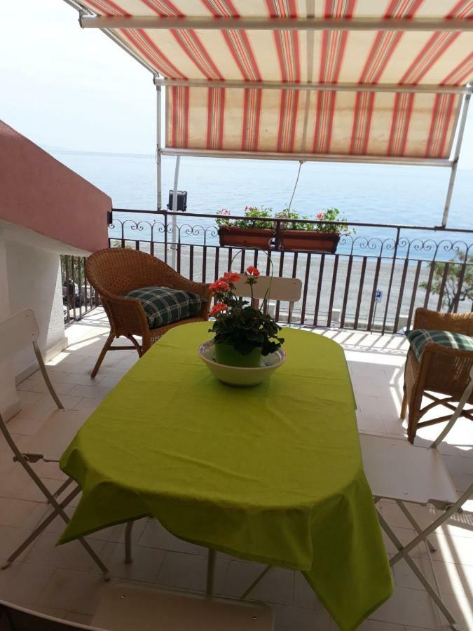 Centrocitta Beach Roccalumera Exterior photo